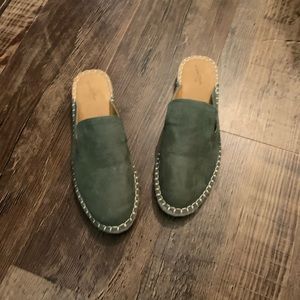 Women’s espadrille mules